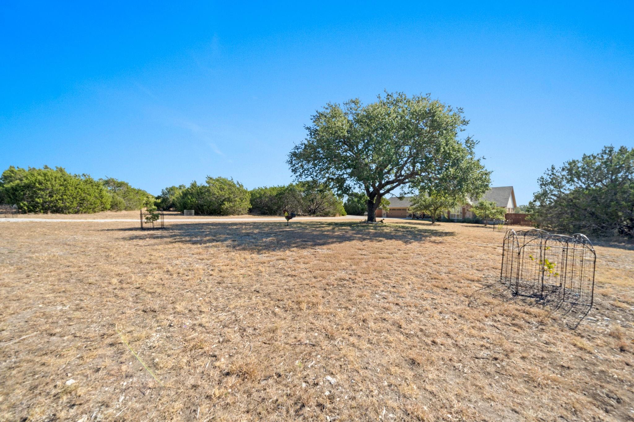 301 Sable Pass Property Photo 4