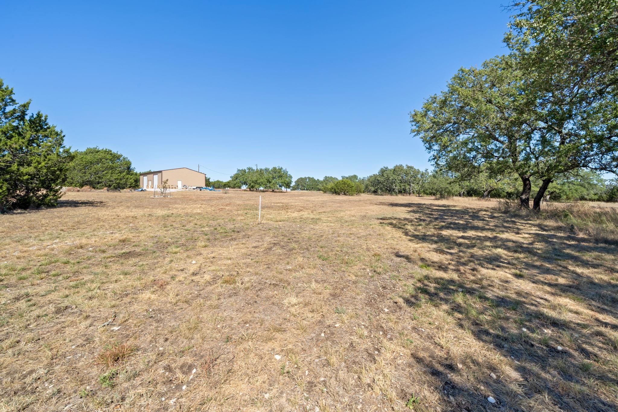 301 Sable Pass Property Photo 33