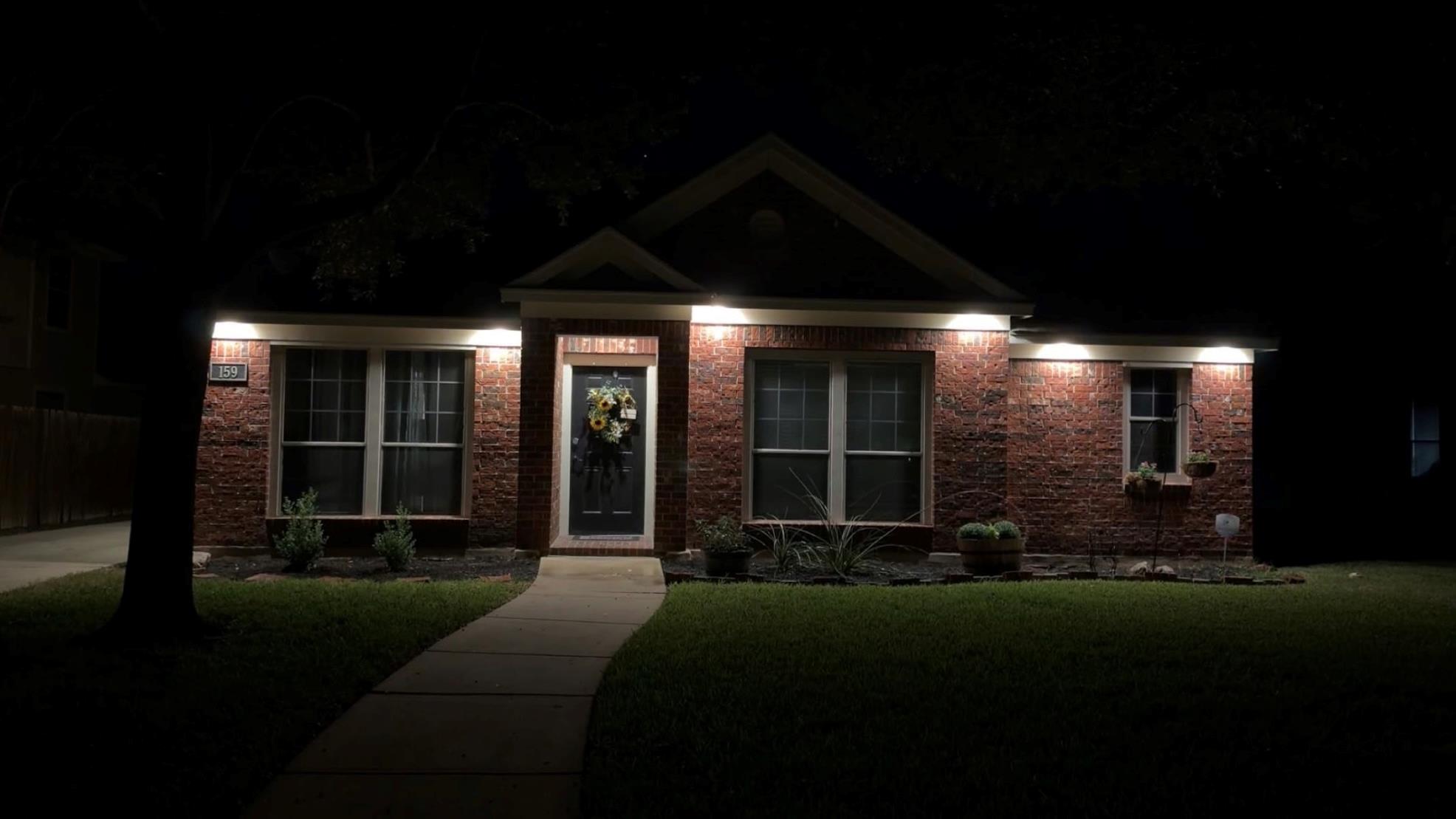 159 Invierno St Property Photo 11