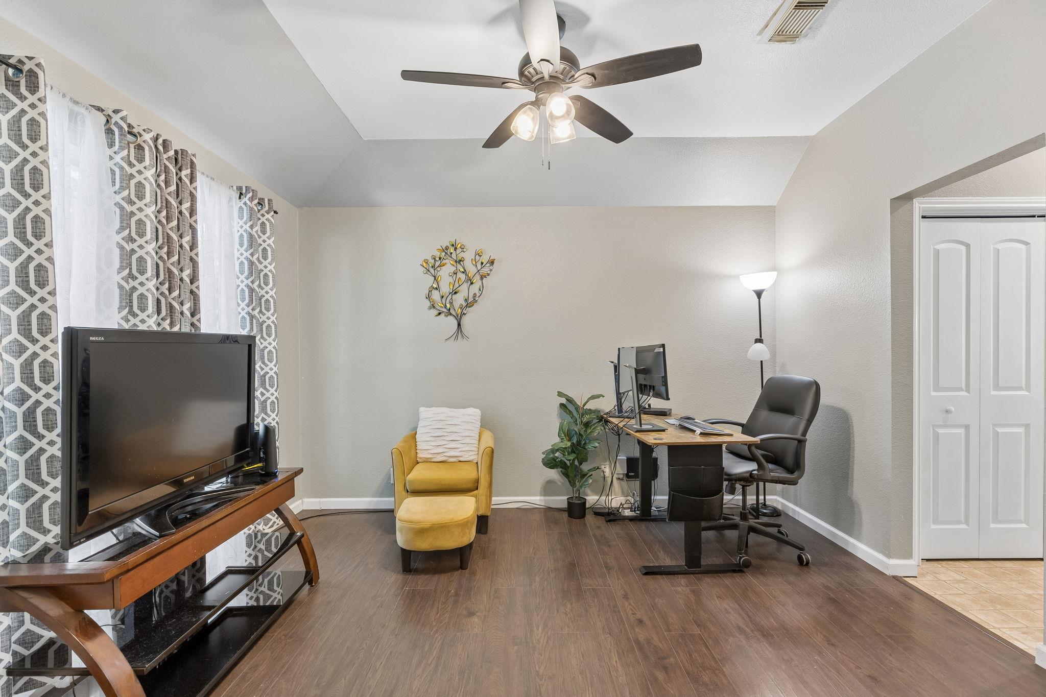 159 Invierno St Property Photo 19