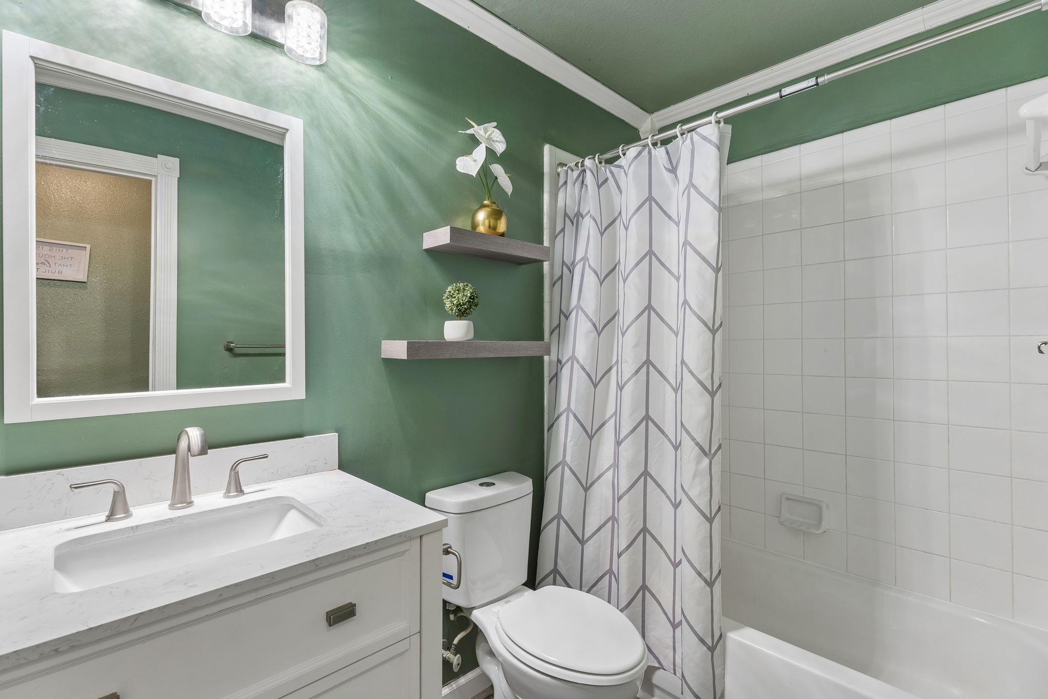 159 Invierno St Property Photo 32