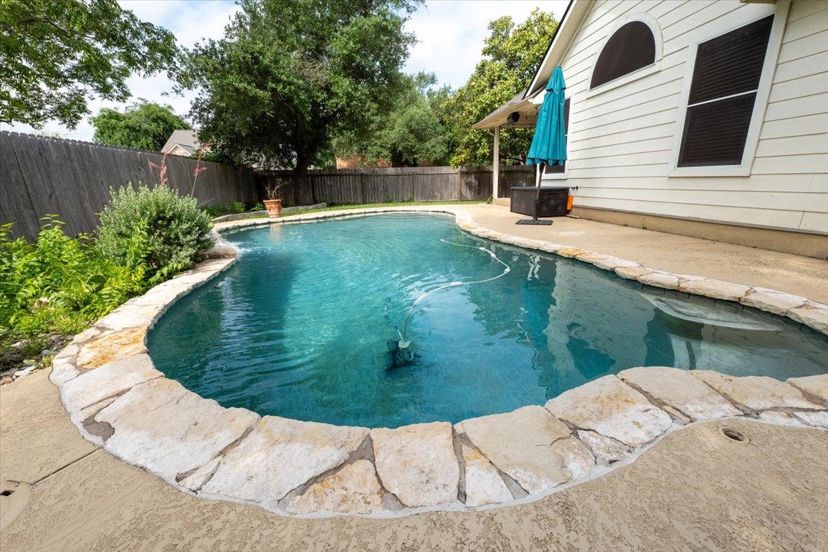 17418 Montana Falls Dr Property Photo 1