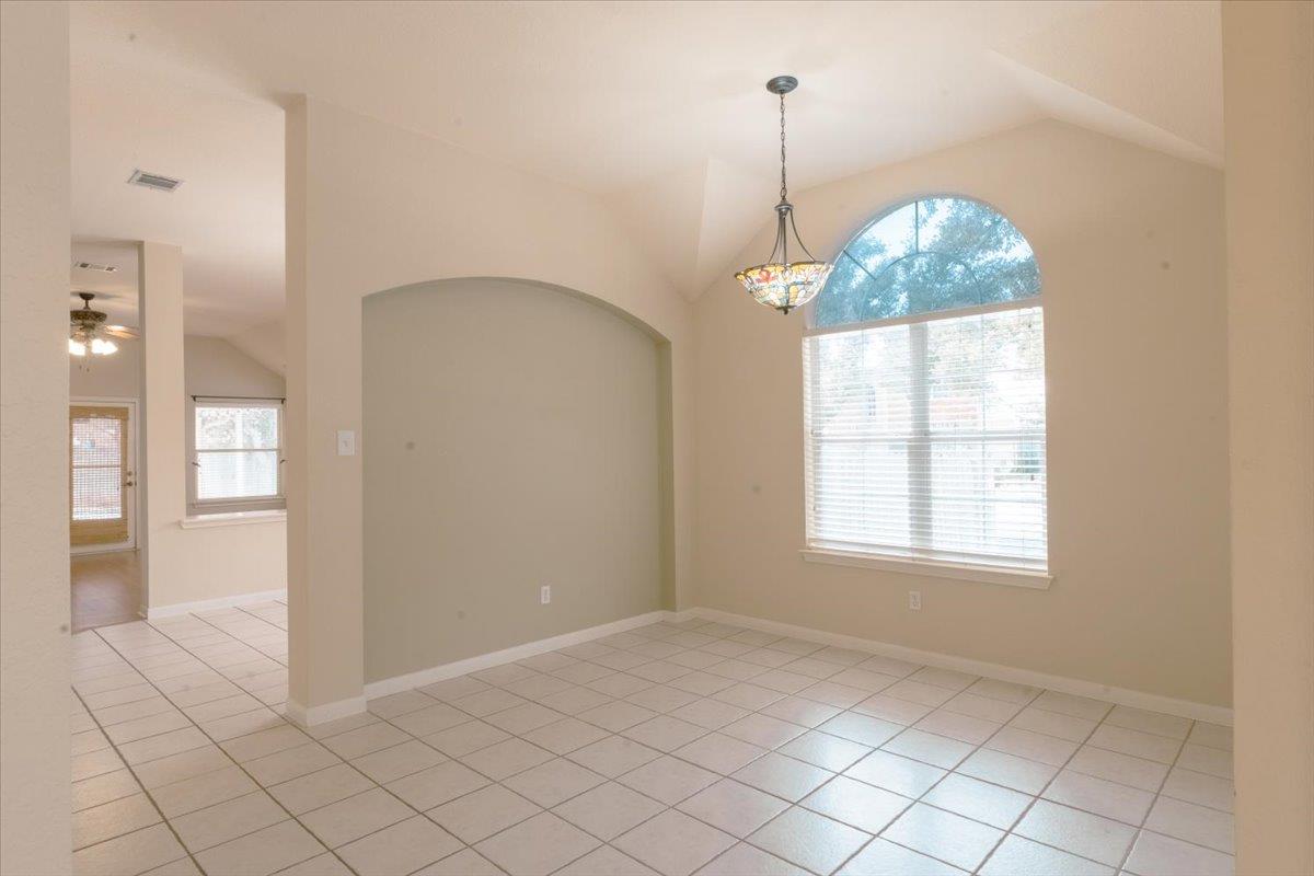 17418 Montana Falls Dr Property Photo 6