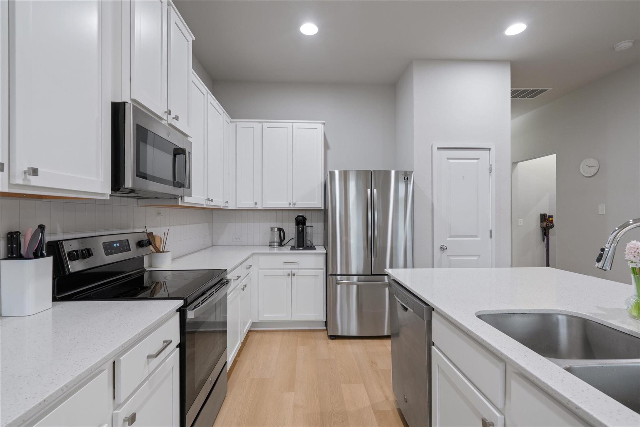 15105 Ryman Rd Property Photo