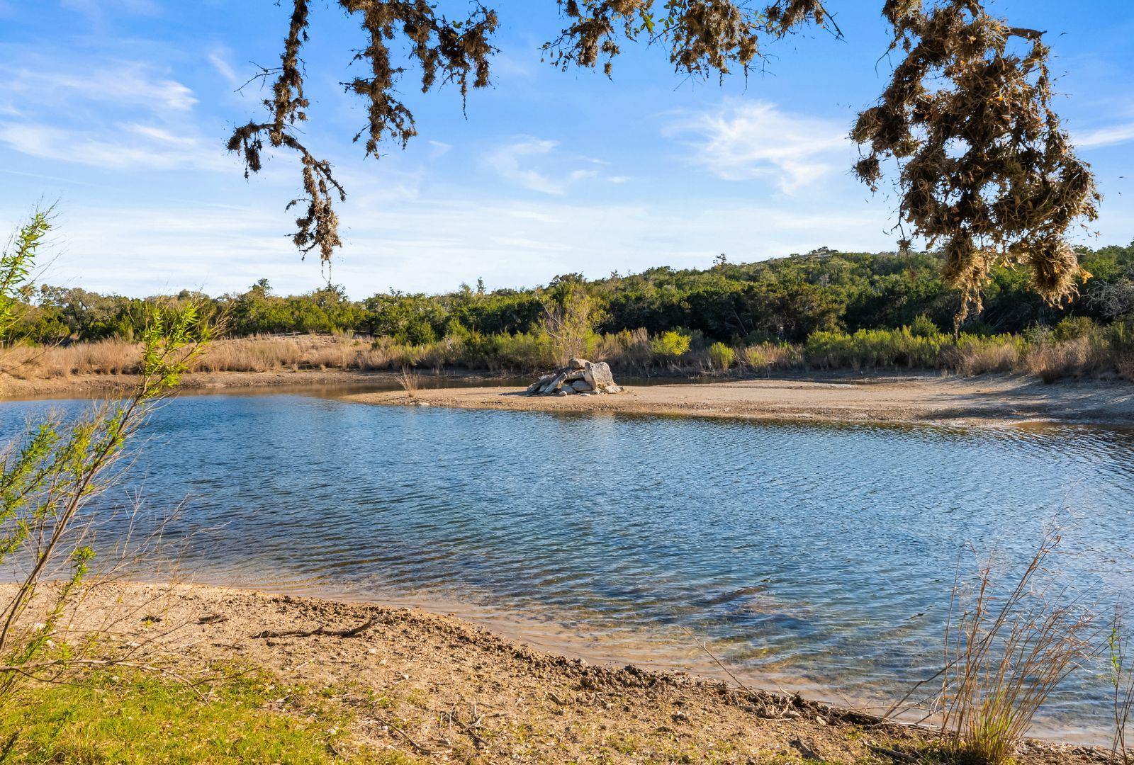 9265337 Property Photo 18