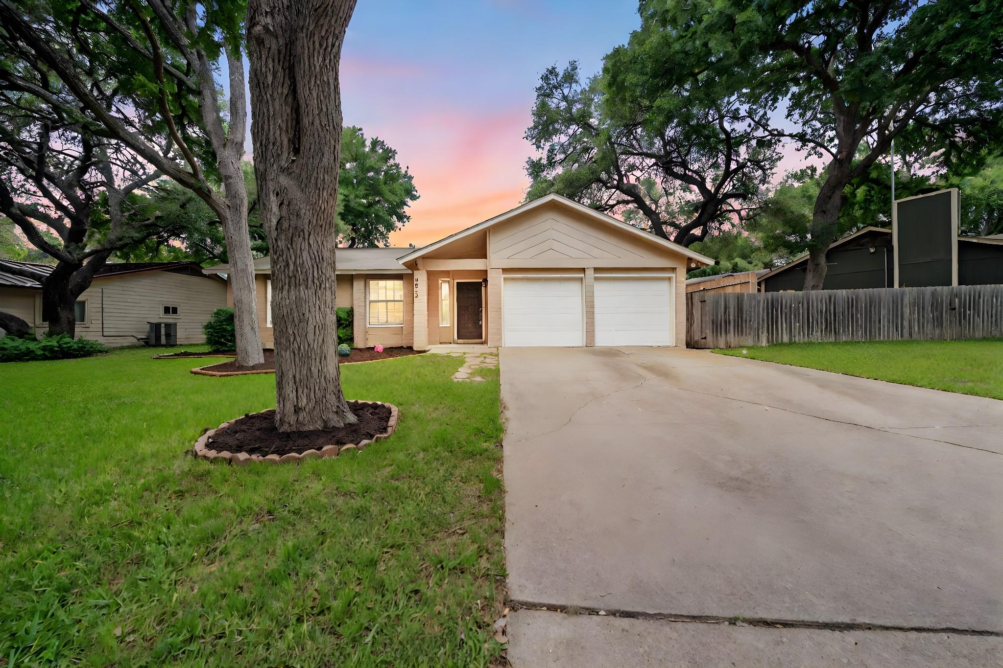 9012 Texas Sun Dr Property Photo