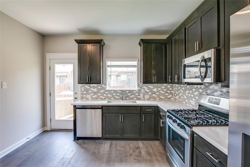 601 Dusky Sap Ln #d Property Photo 3