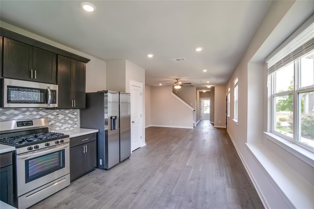 601 Dusky Sap Ln #d Property Photo 6
