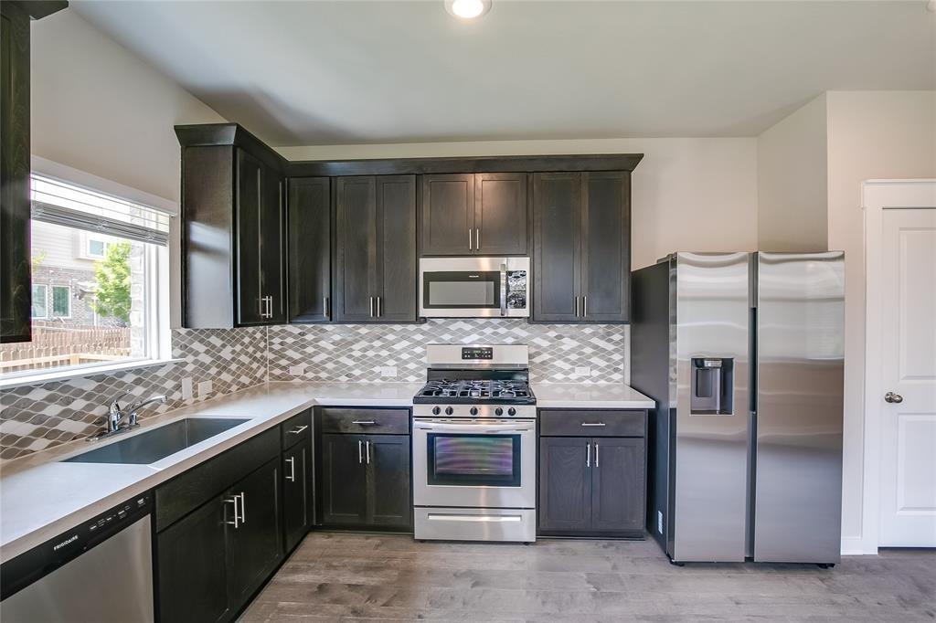 601 Dusky Sap Ln #d Property Photo 7