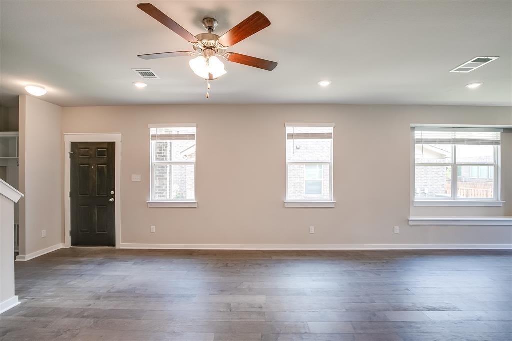 601 Dusky Sap Ln #d Property Photo 8