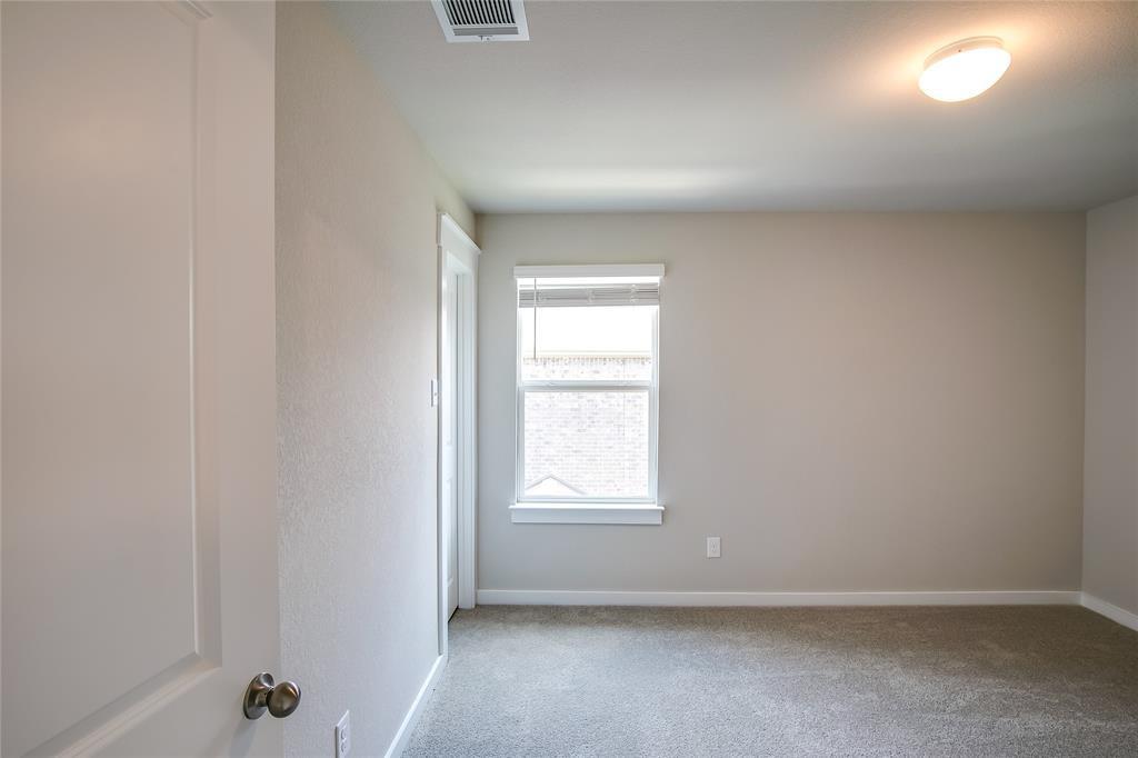 601 Dusky Sap Ln #d Property Photo 19