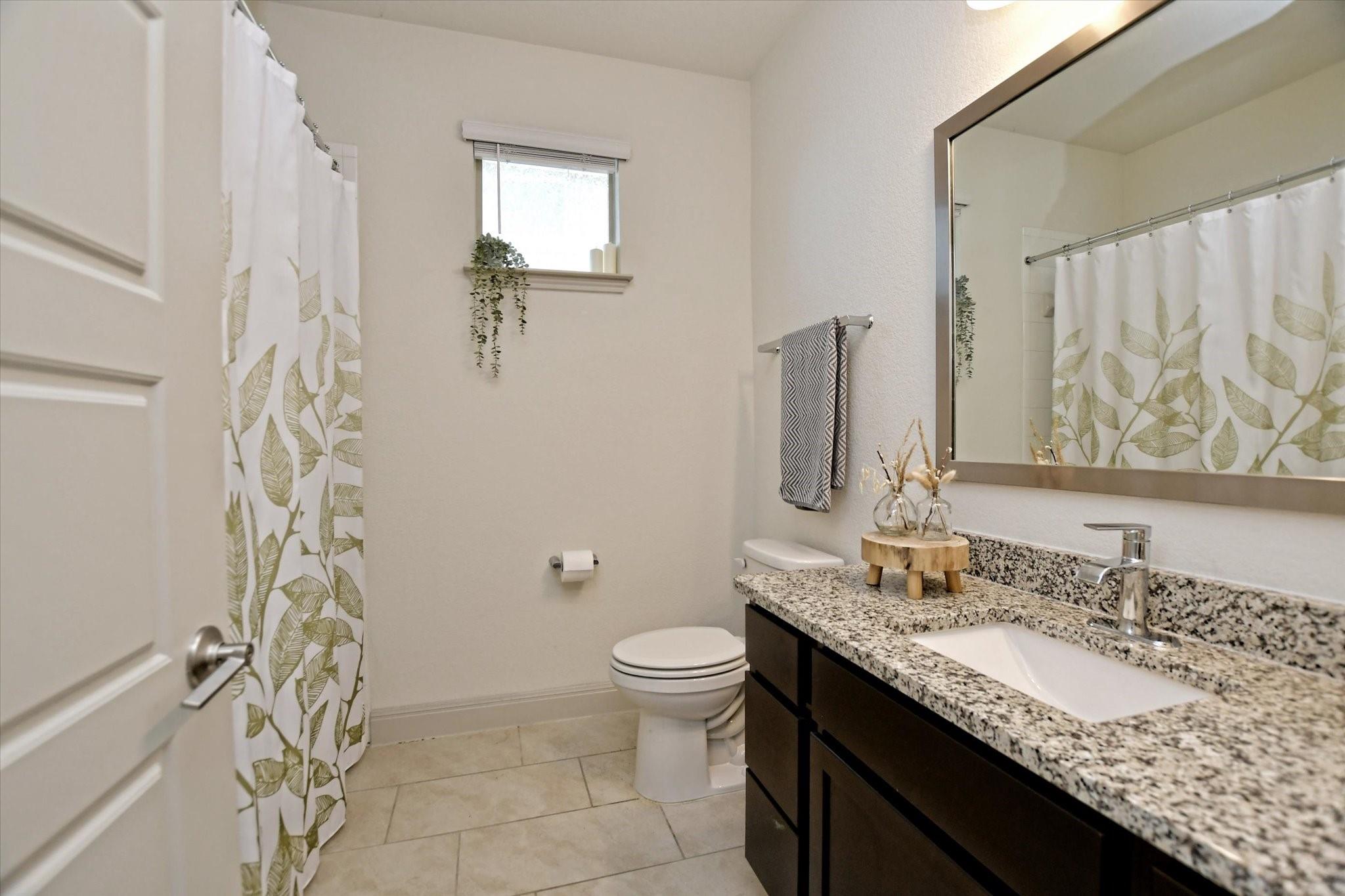 16700 Aventura Ave Property Photo 24