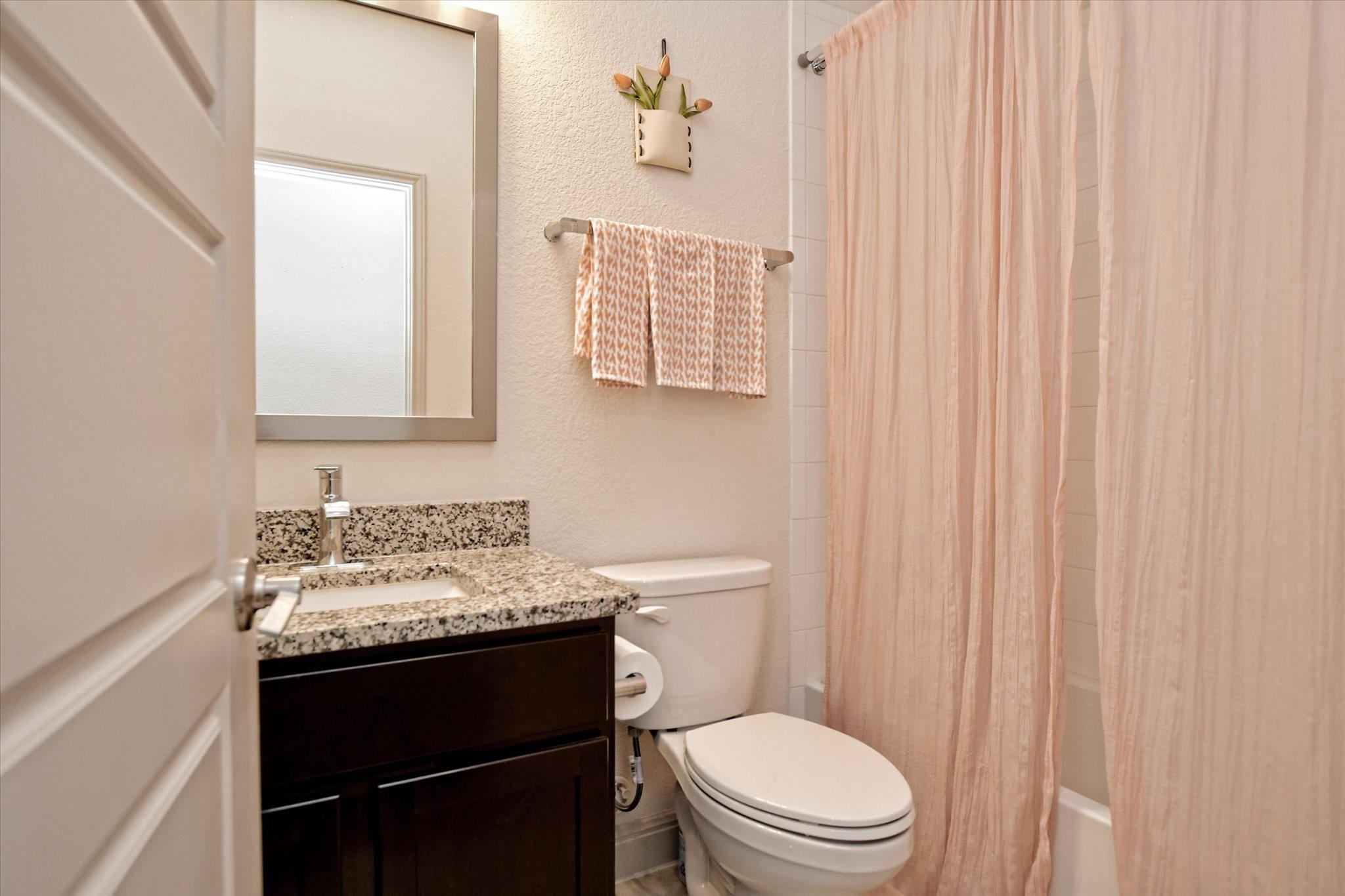 16700 Aventura Ave Property Photo 26