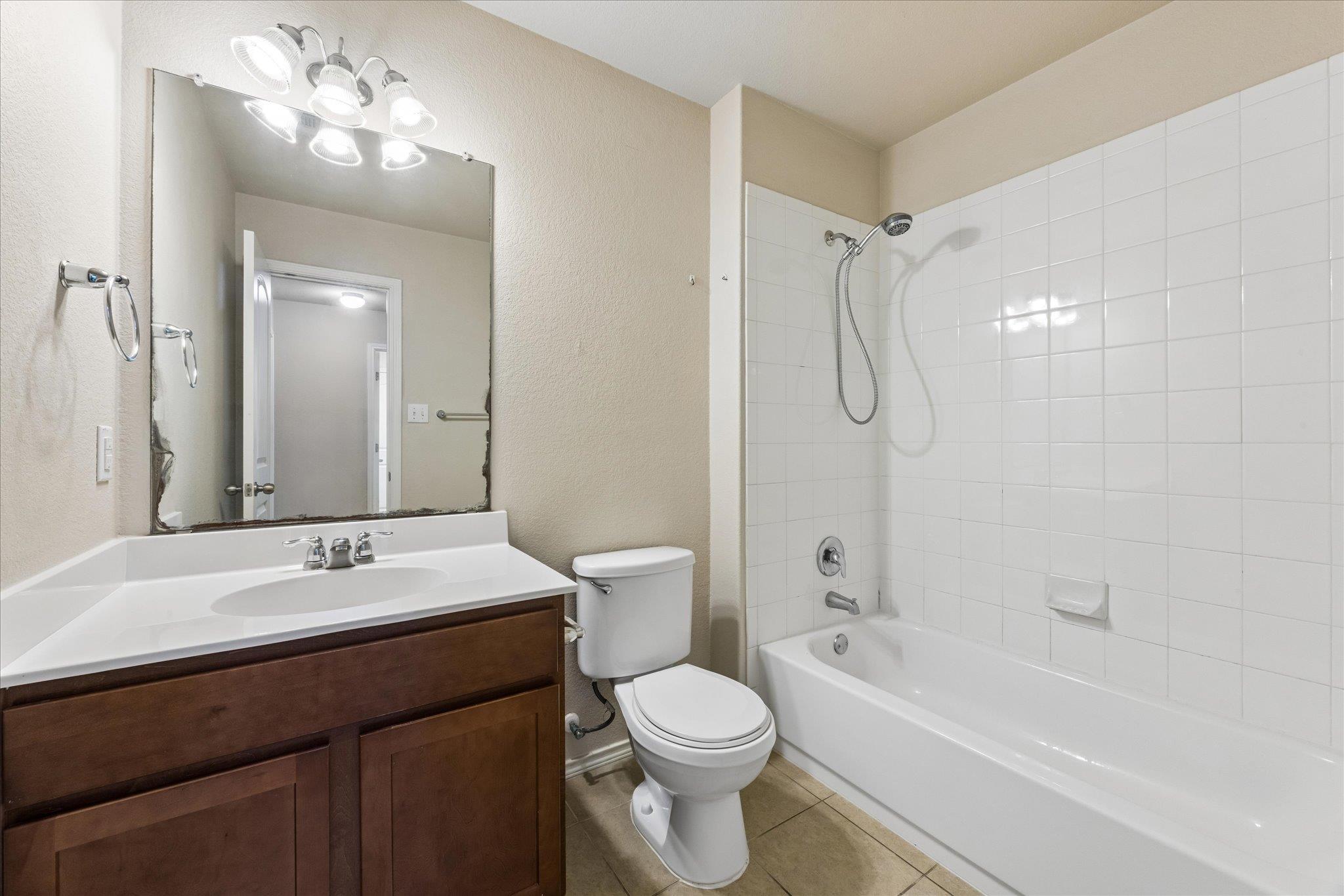 520 S Brook Dr Property Photo 8
