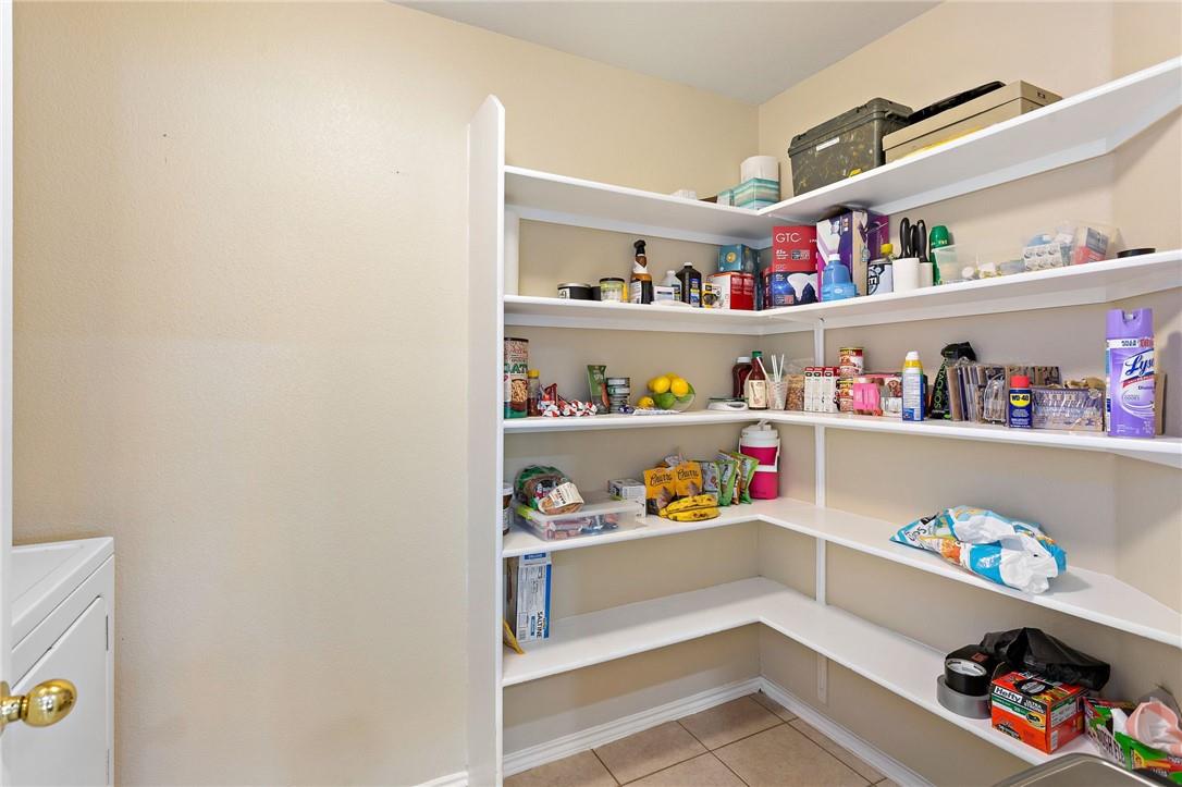3912 Links Ln Property Photo 22