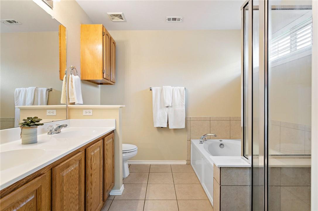 3912 Links Ln Property Photo 29