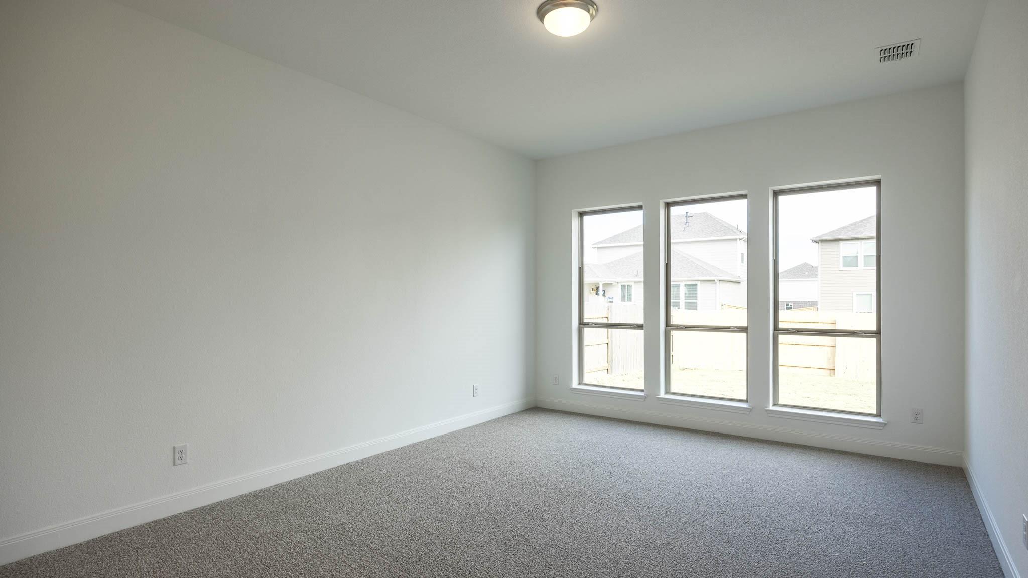 216 Elizabeths Pl Property Photo 6