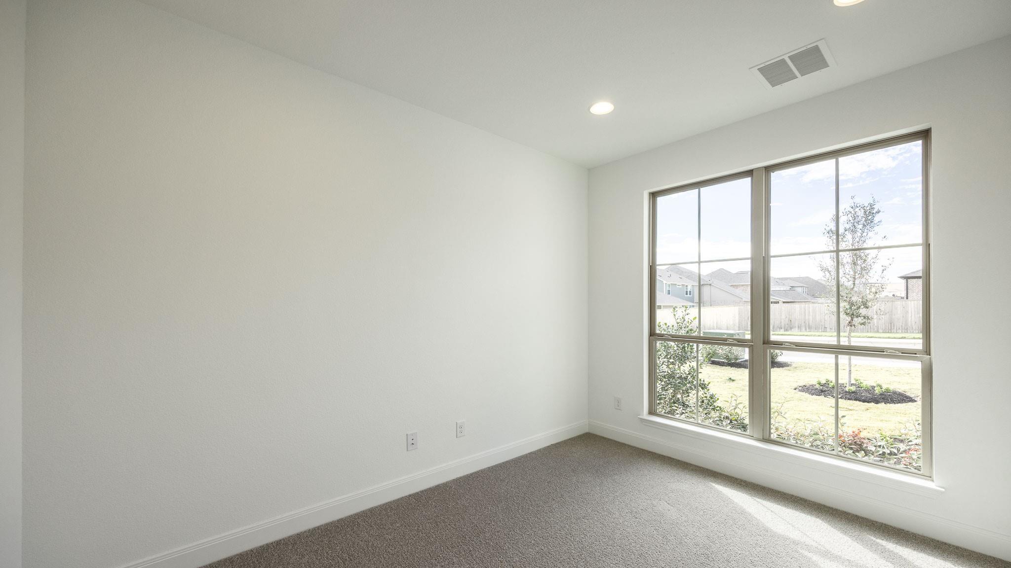 216 Elizabeths Pl Property Photo 10