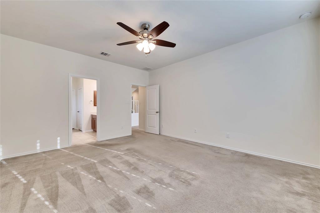 13800 Montpelier St Property Photo 17