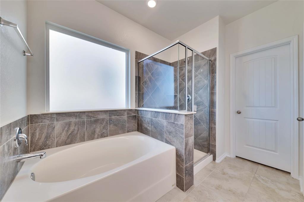 13800 Montpelier St Property Photo 19