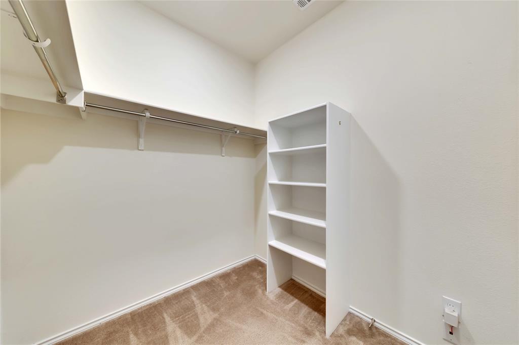 13800 Montpelier St Property Photo 20