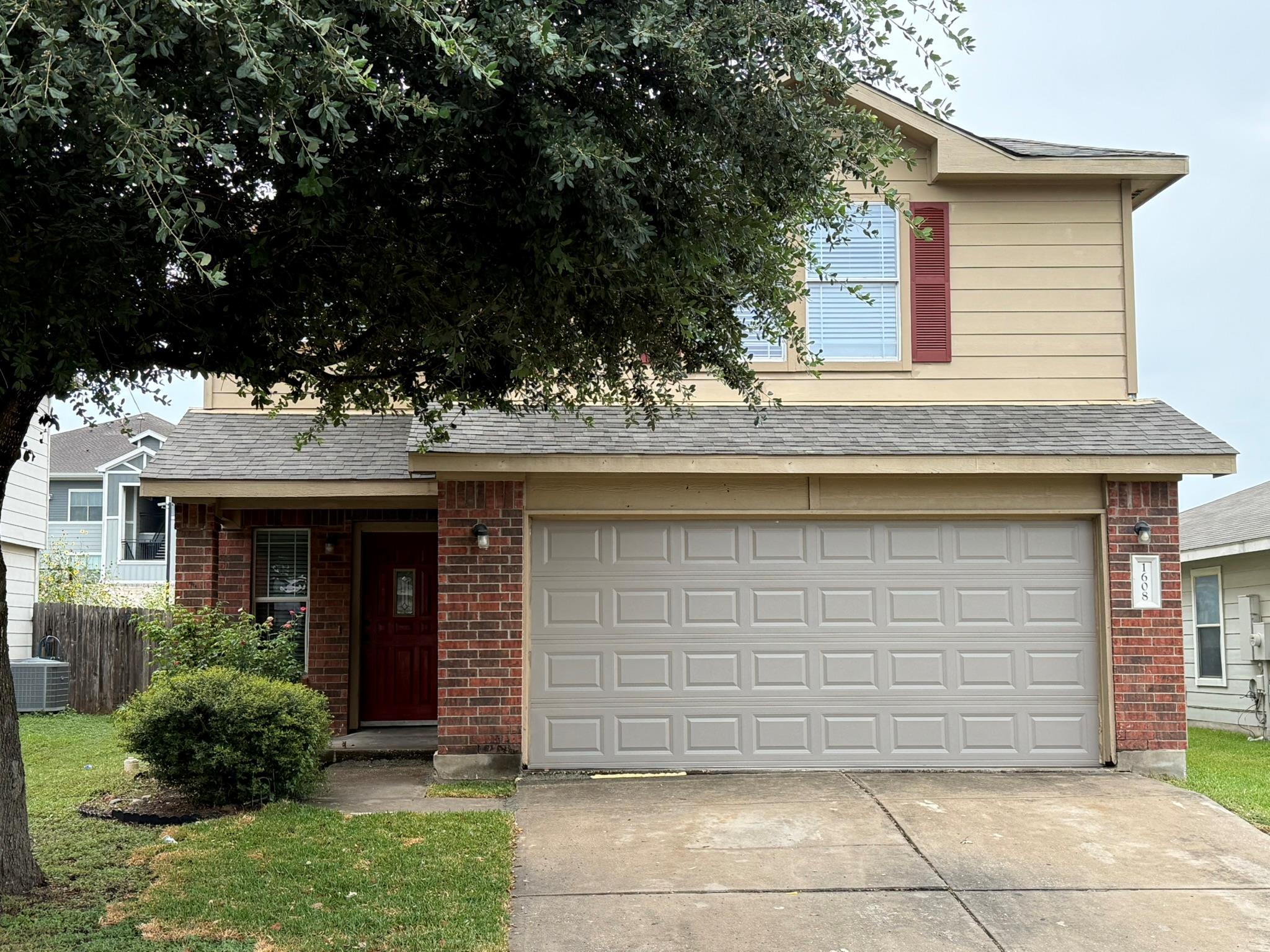 1608 Anise Dr Property Photo 1