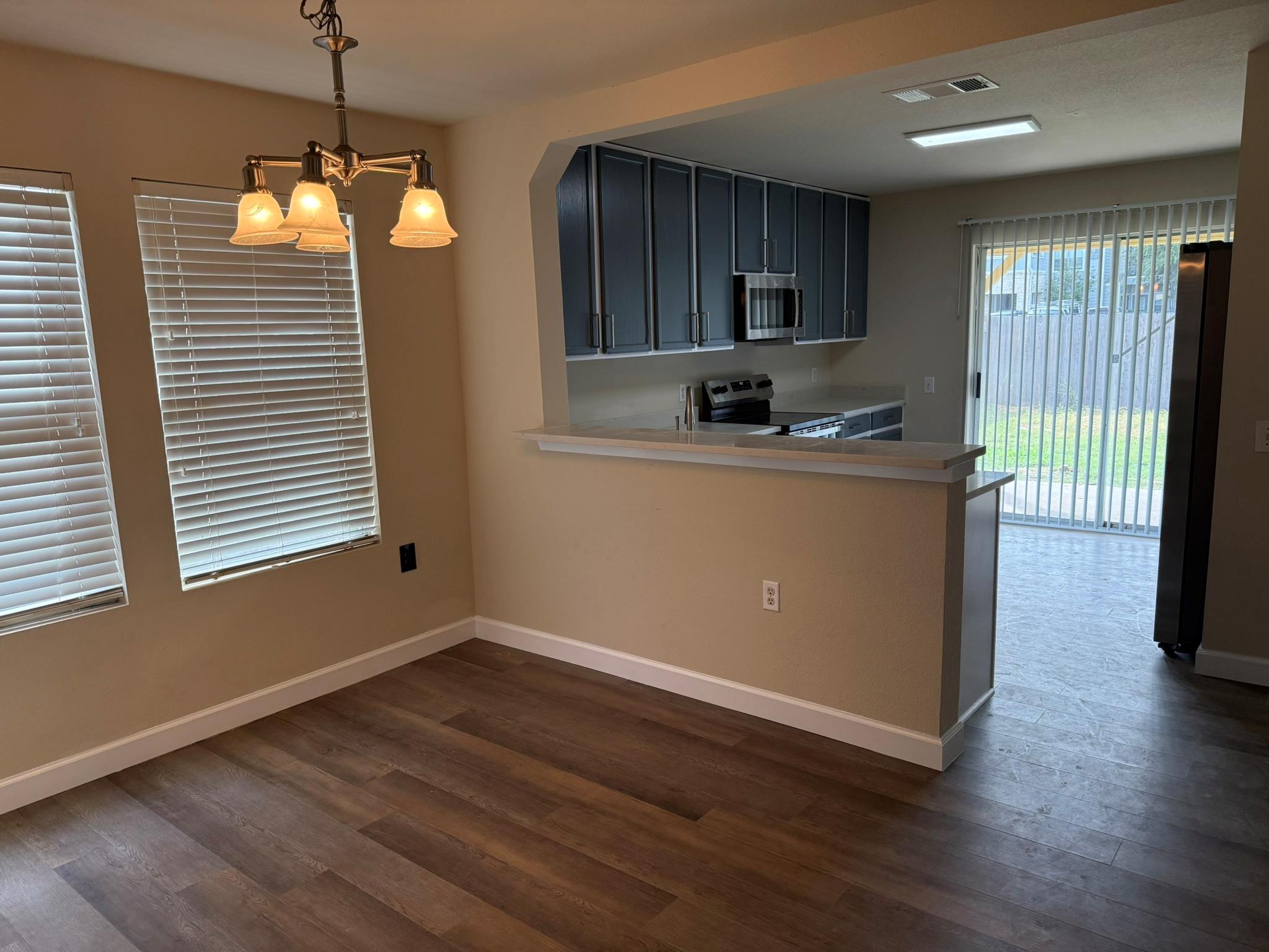 1608 Anise Dr Property Photo 5