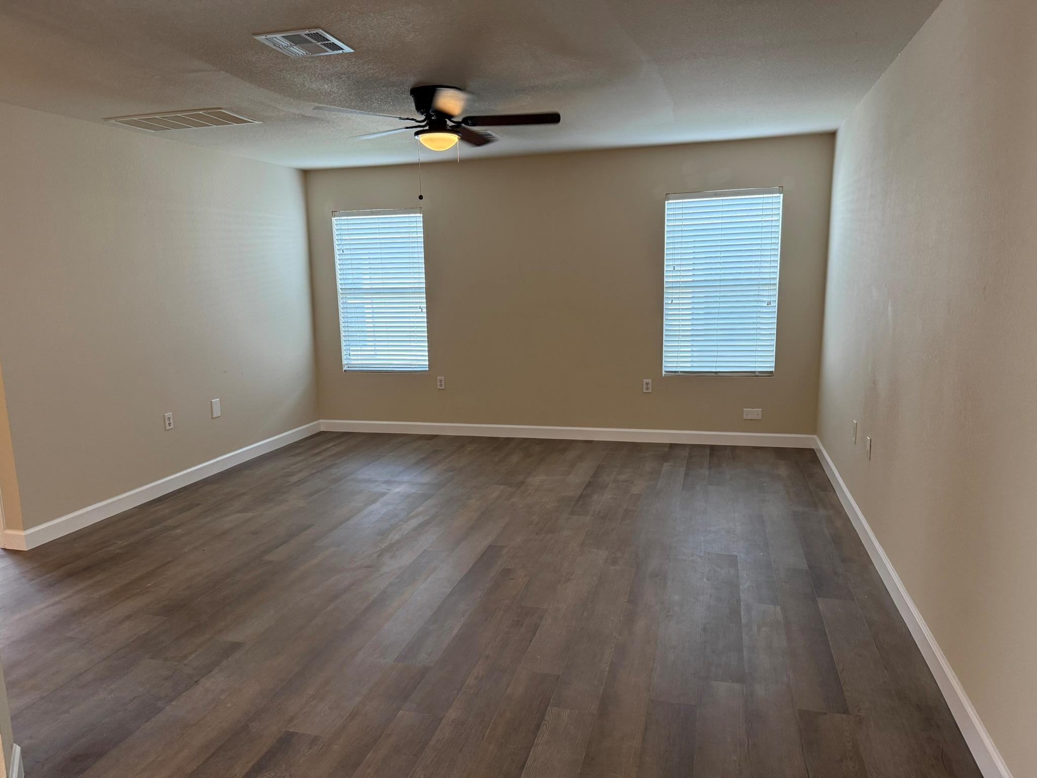 1608 Anise Dr Property Photo 9