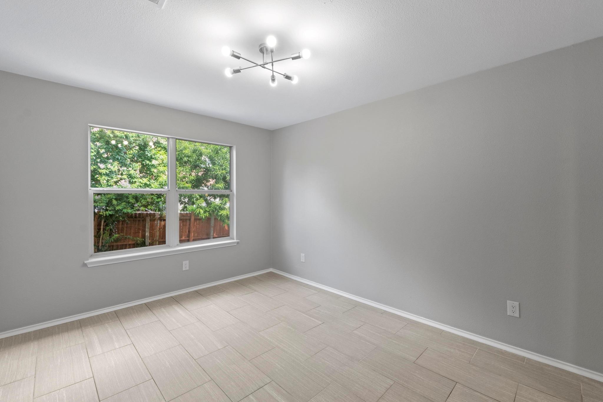 12708 Collindale Cv Property Photo 10