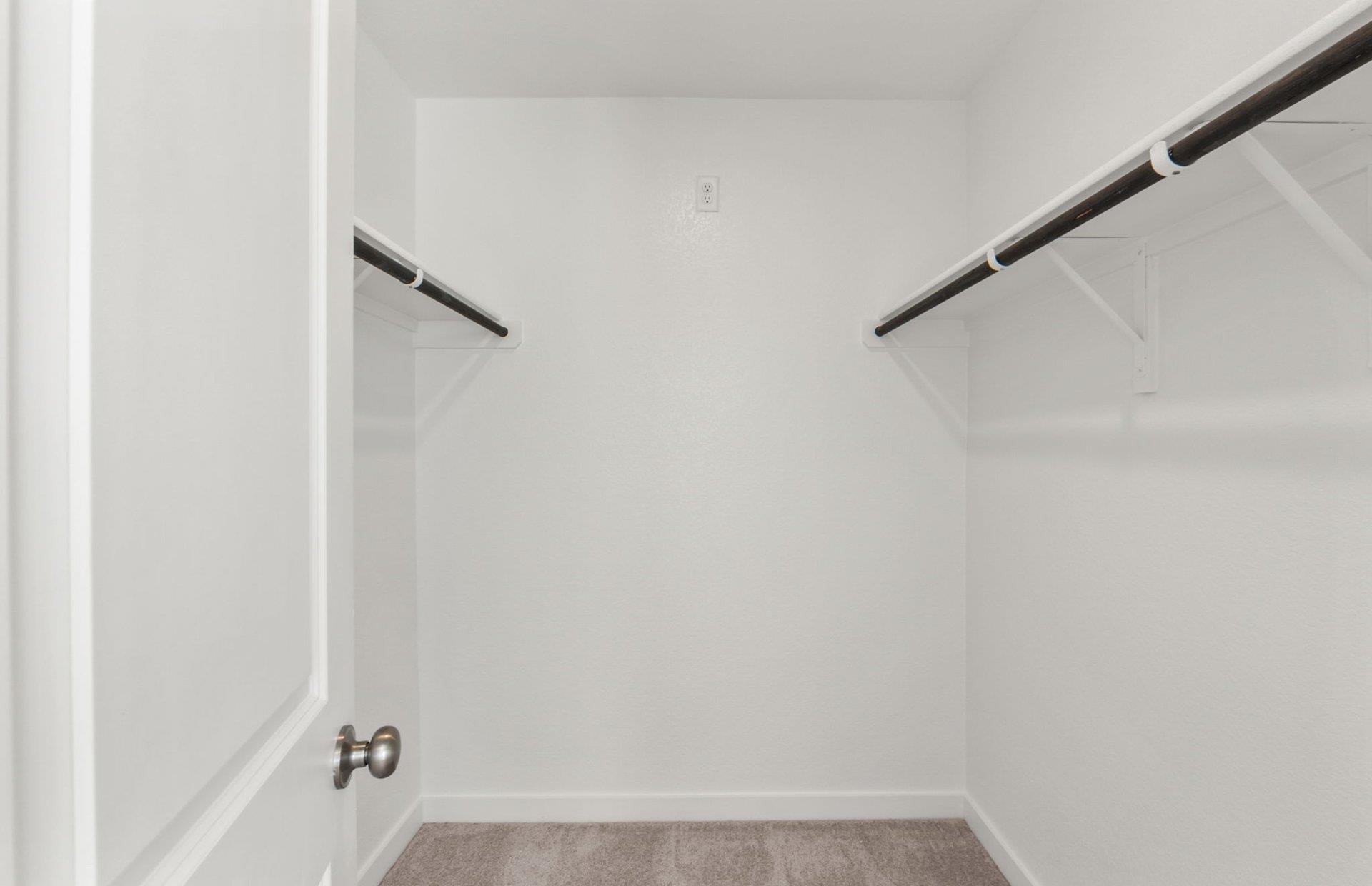 590 Rubber Tree Way Property Photo 14