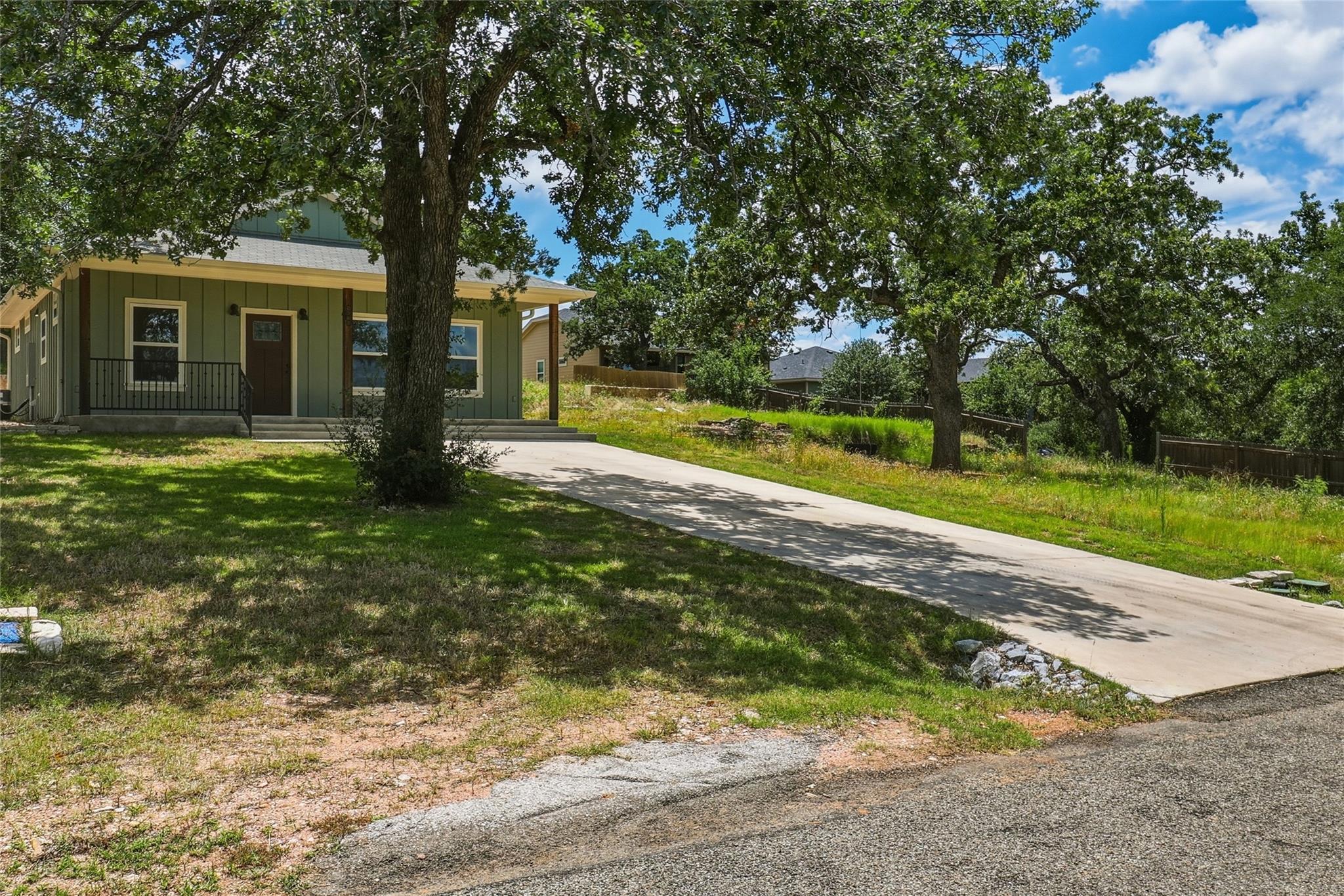 1626 Cree Trl Property Photo 4