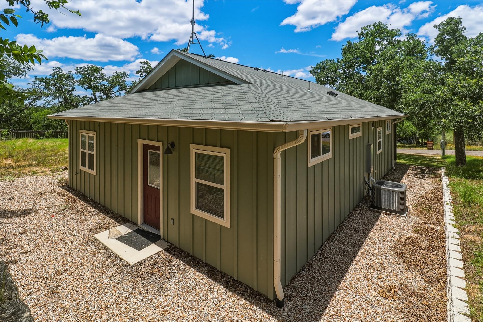 1626 Cree Trl Property Photo 31