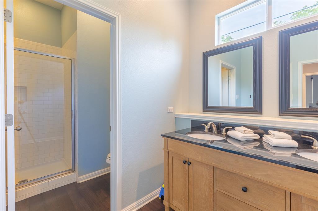 1320 Contour Dr Property Photo 17