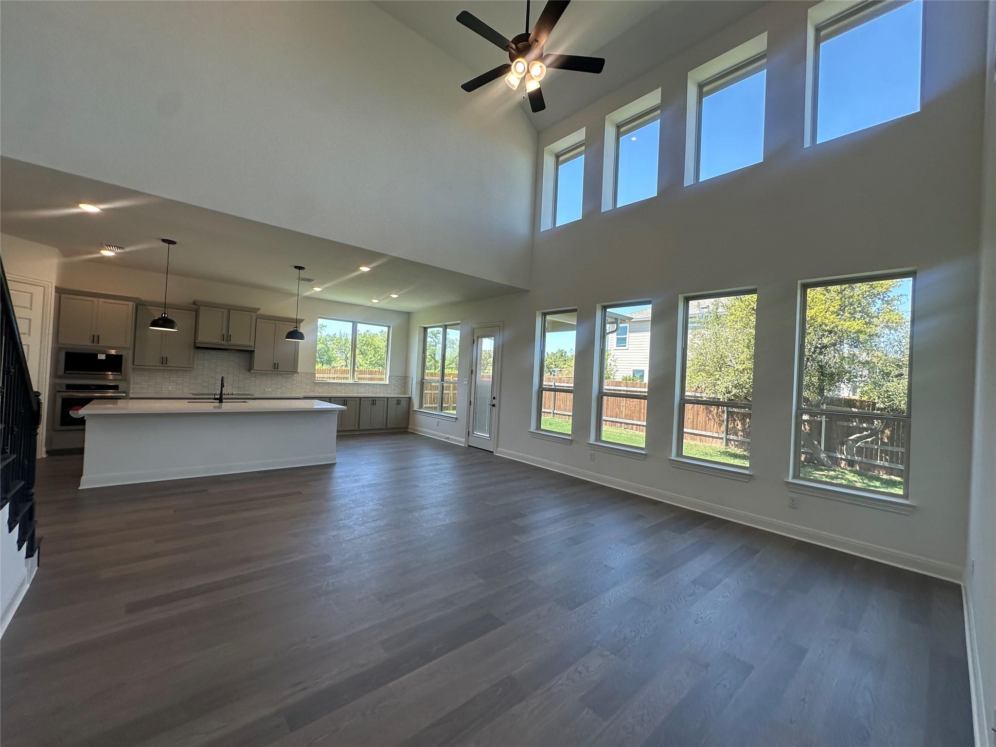 101 Chimney Stone Trl Property Photo 15