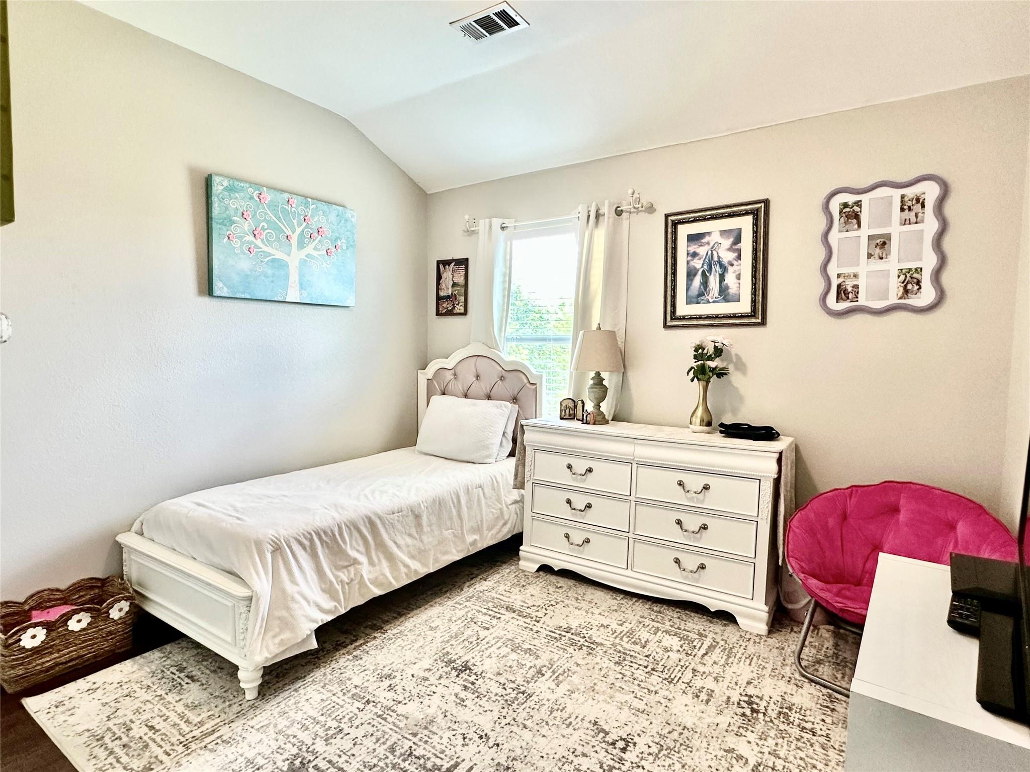 817 Tapestry Cv Property Photo 18