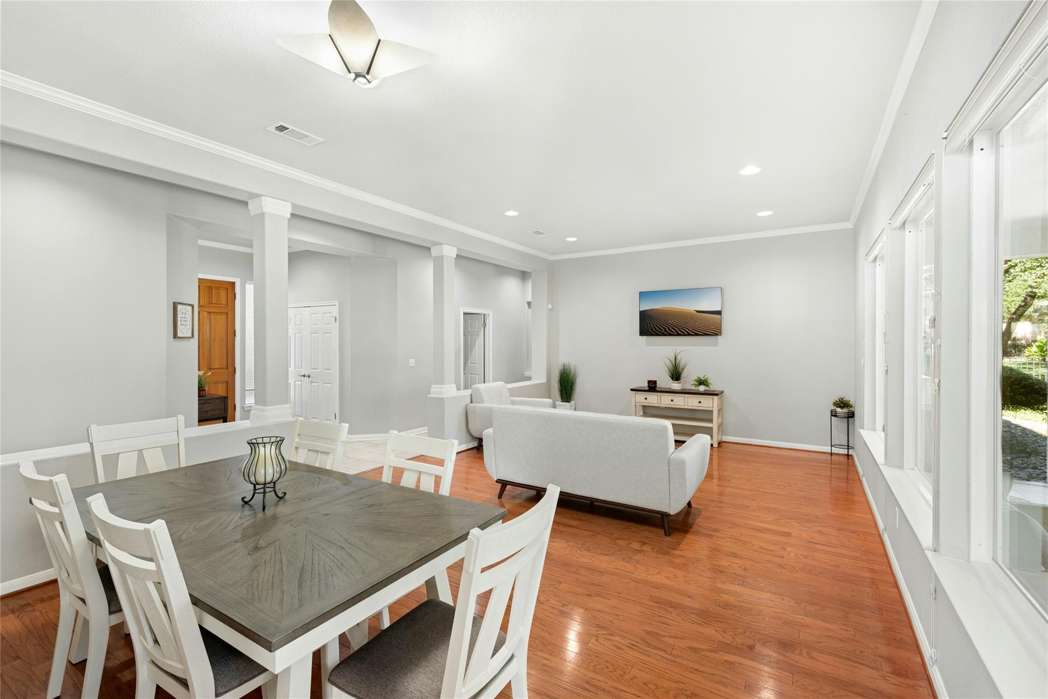 106 Waterlily Ln Property Photo 11