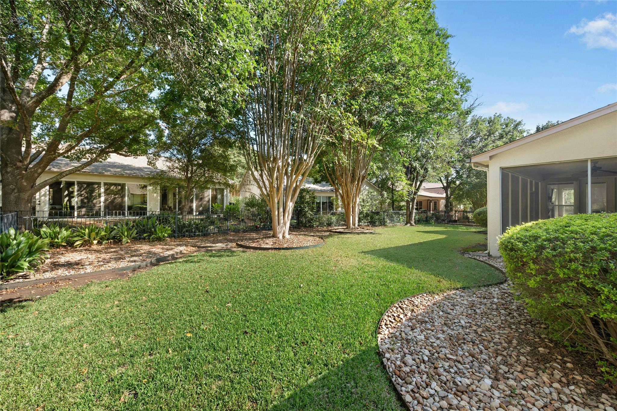 106 Waterlily Ln Property Photo 33