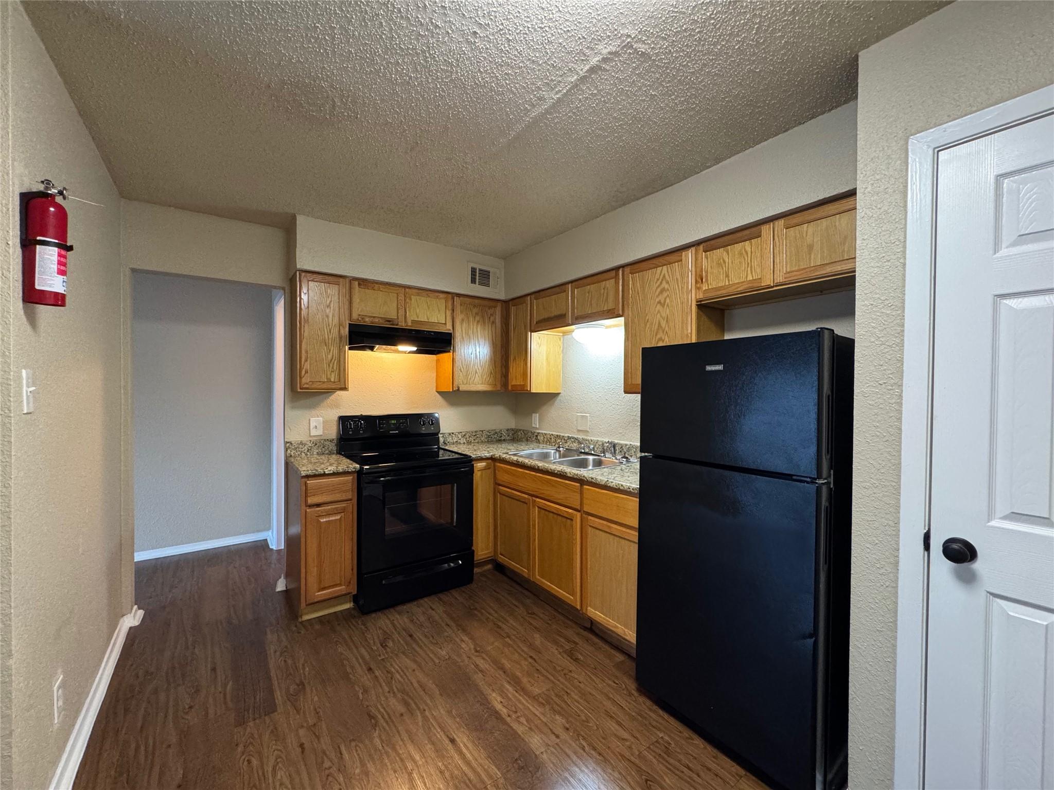 5006 West Wind Trl #102 Property Photo 4