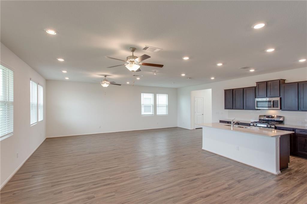 224 Montauk Loop Property Photo 11