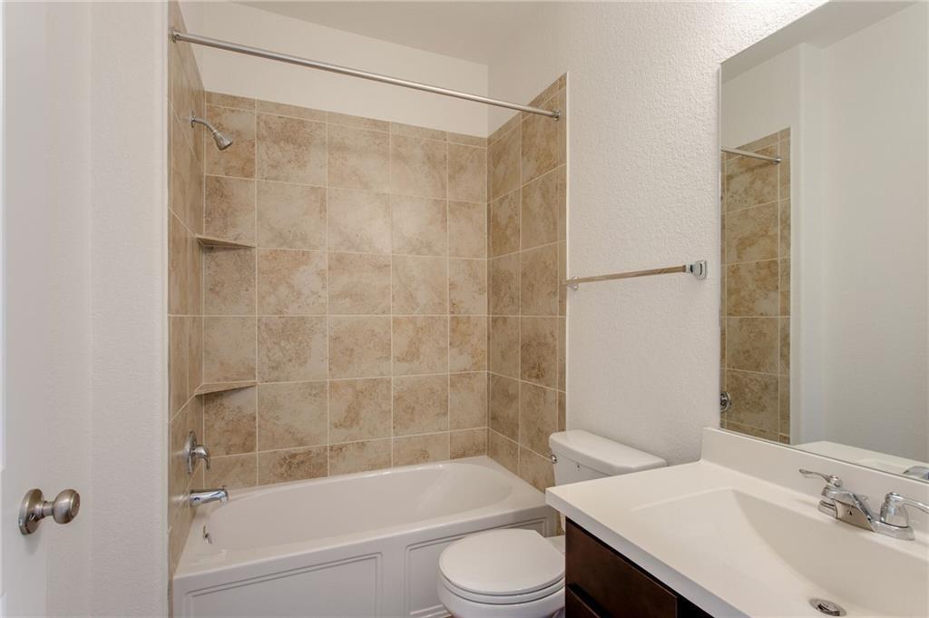 224 Montauk Loop Property Photo 17