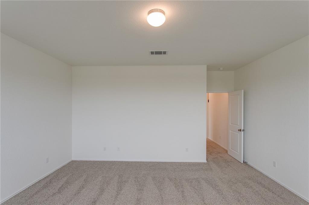 224 Montauk Loop Property Photo 21