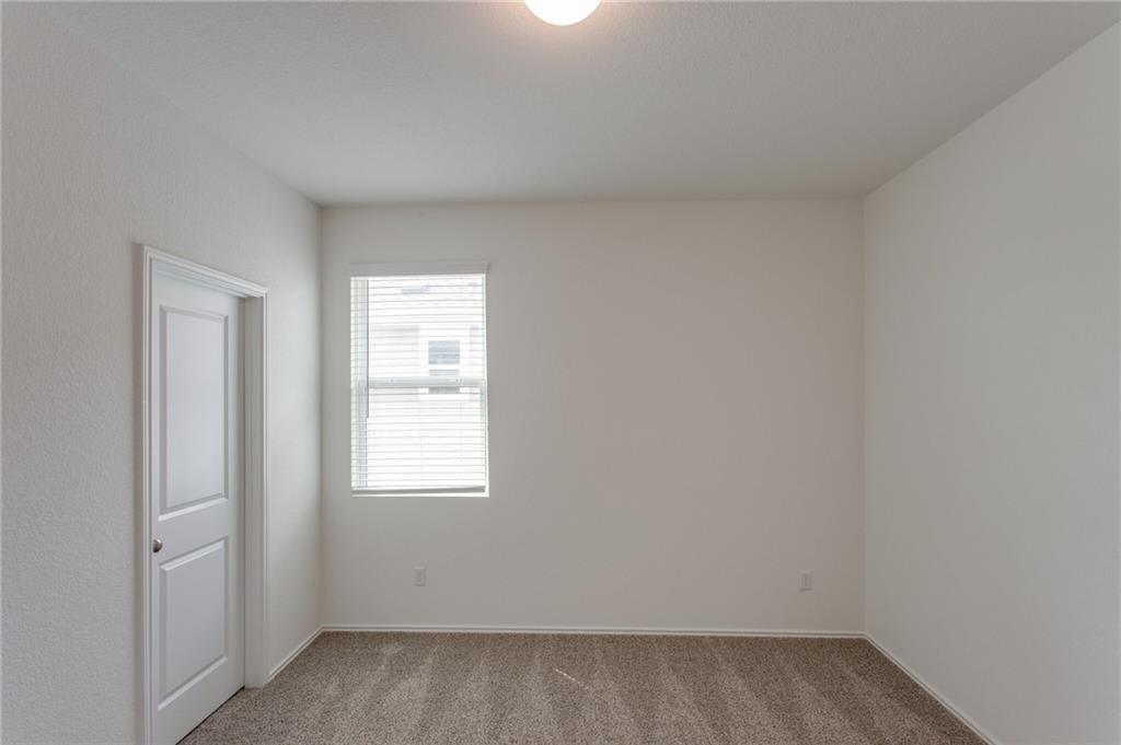 224 Montauk Loop Property Photo 26