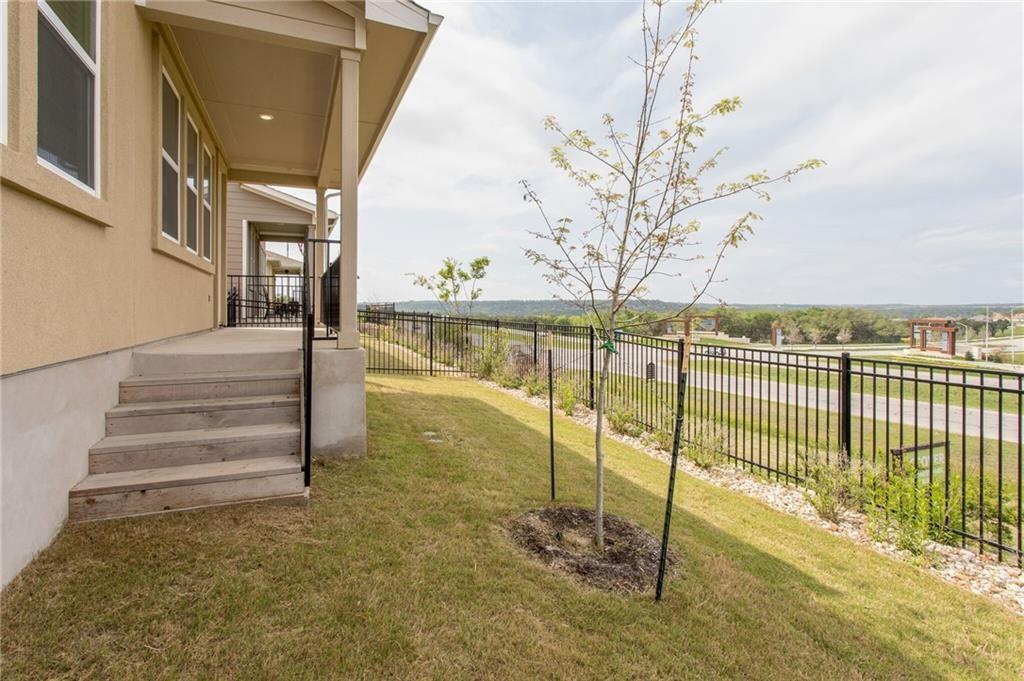 224 Montauk Loop Property Photo 31