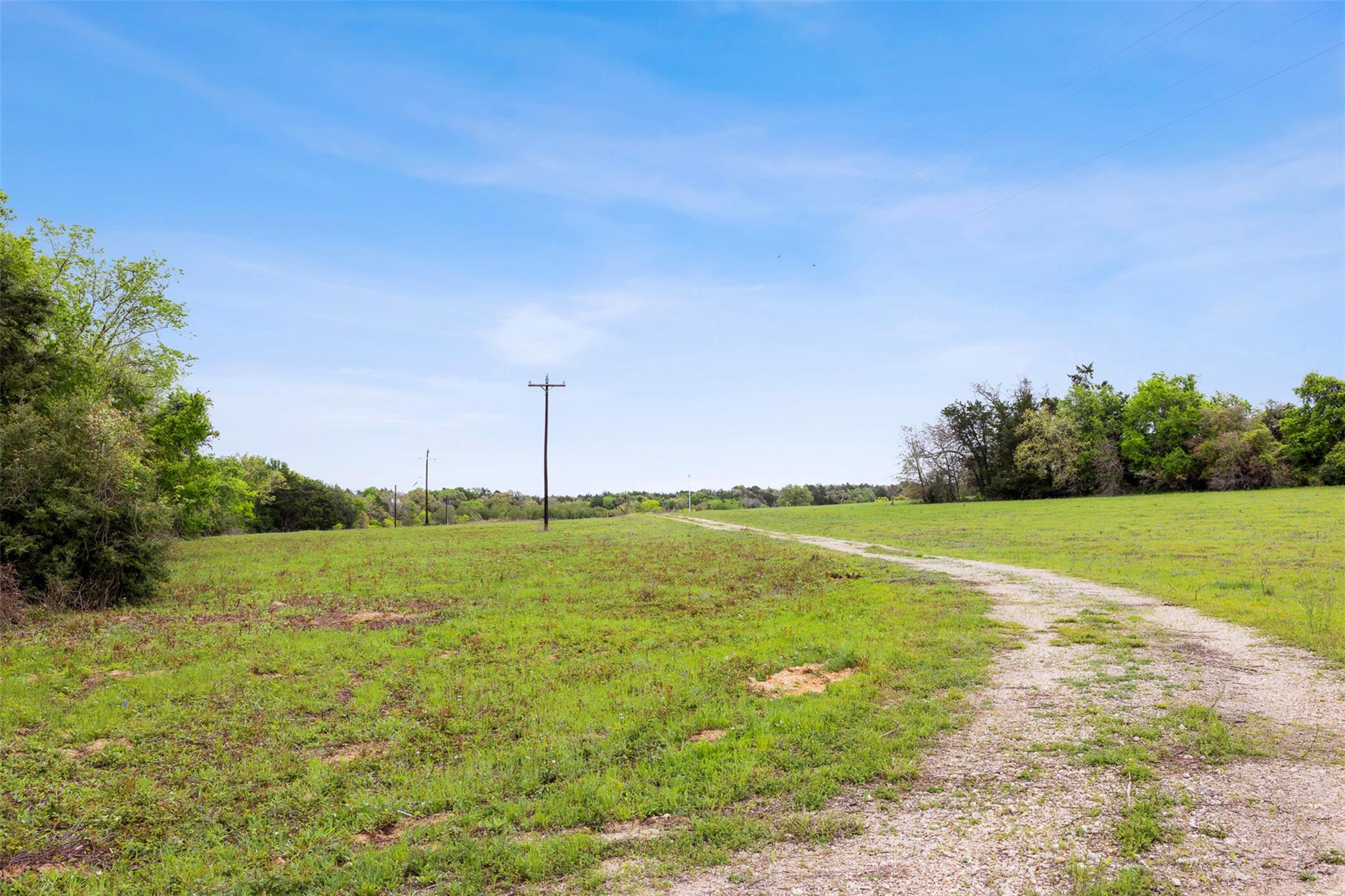 4822 Fm 1624 Rd Property Photo 4