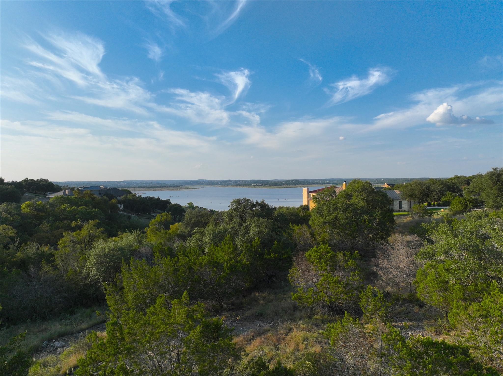 401 Scarlet Ct Property Photo 1