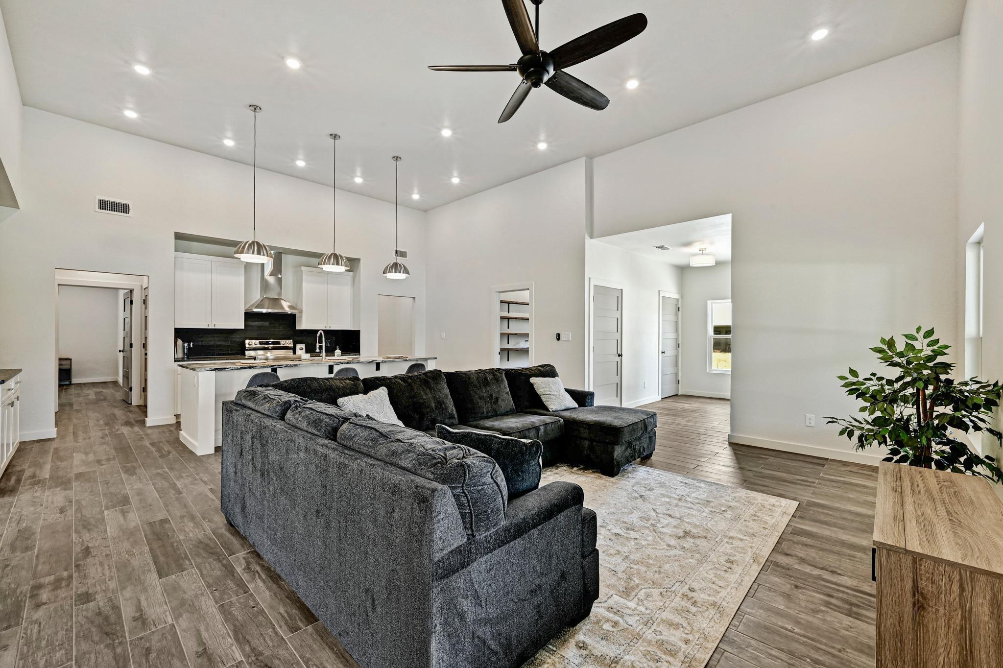 36 Summertime Cir Property Photo 11