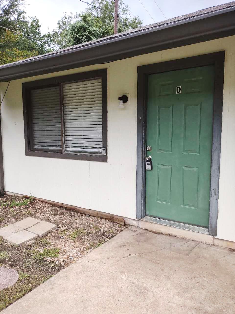 2609 Ektom Dr #d Property Photo 2
