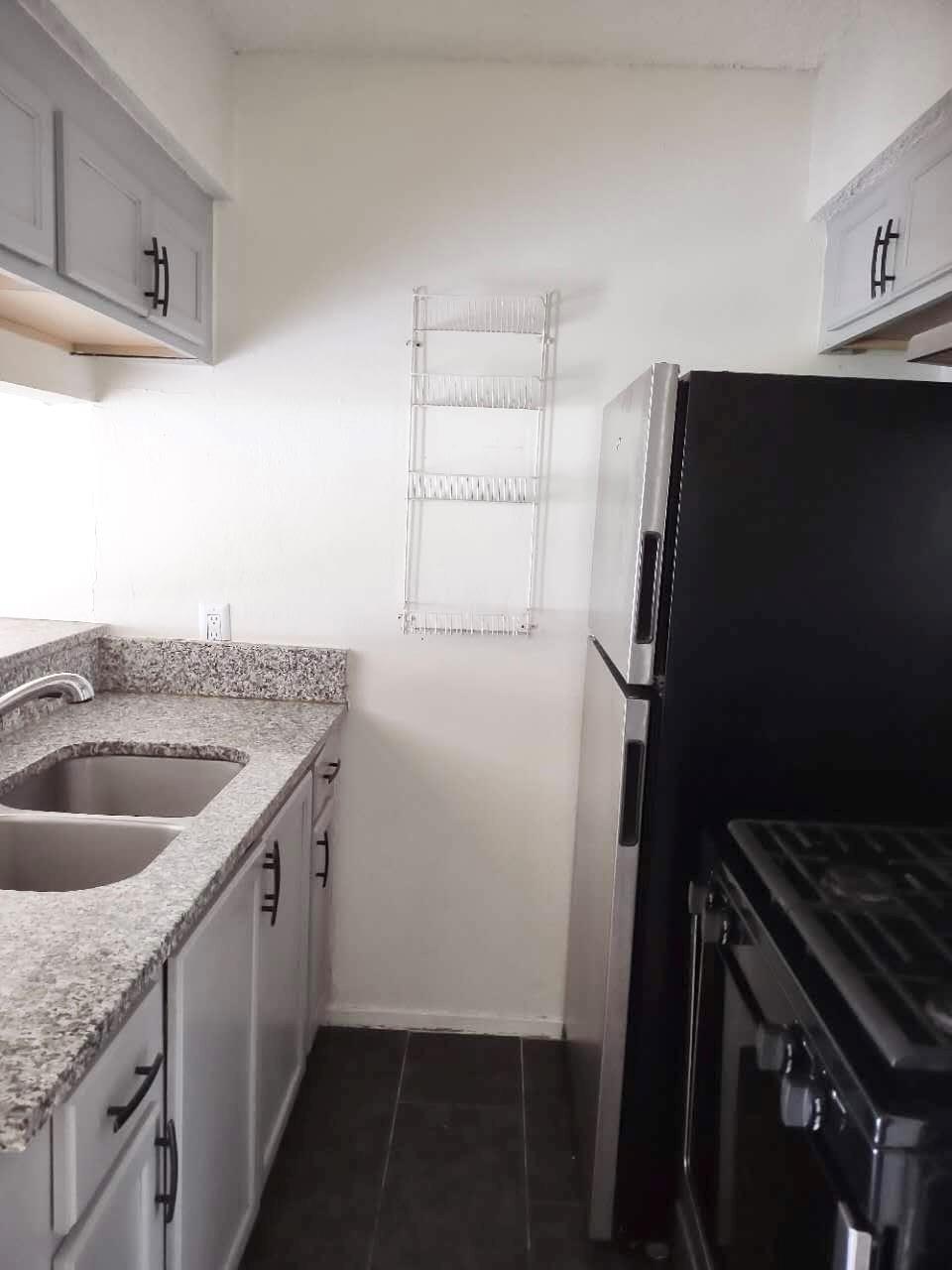 2609 Ektom Dr #d Property Photo 5