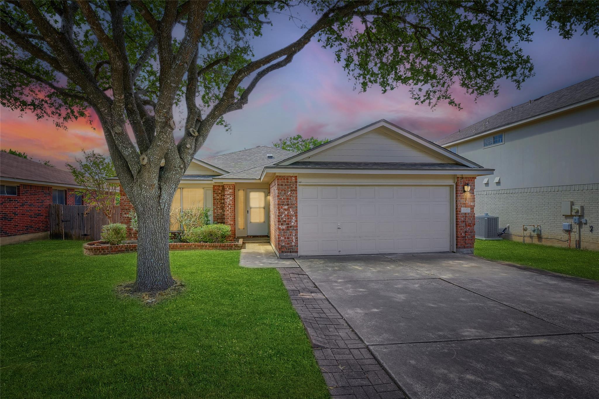 1617 Balmorhea Ln Property Photo 4