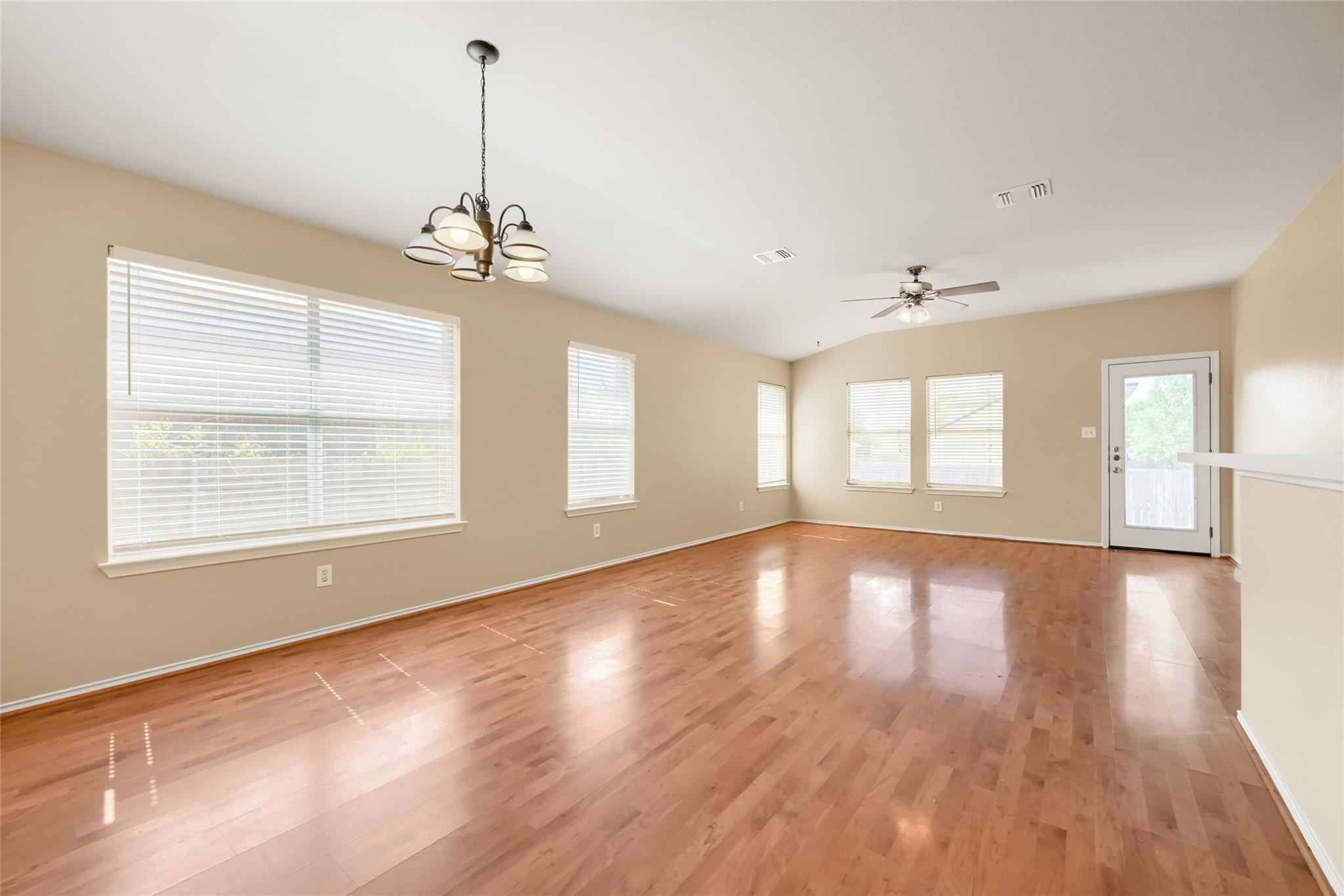 1617 Balmorhea Ln Property Photo 10